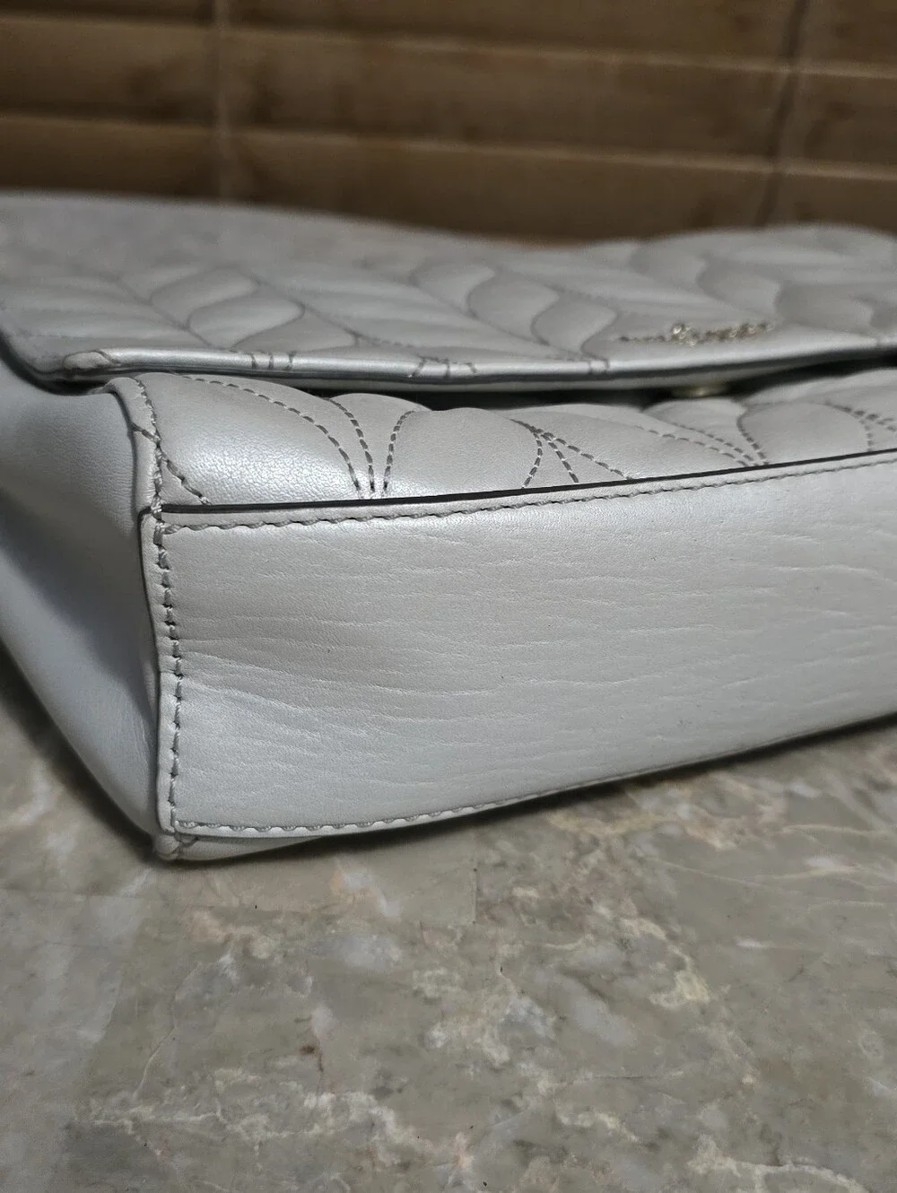 Kate Spade Briar Lane Emelyn Pearl Silver Quilted Leather Chain Crossbody